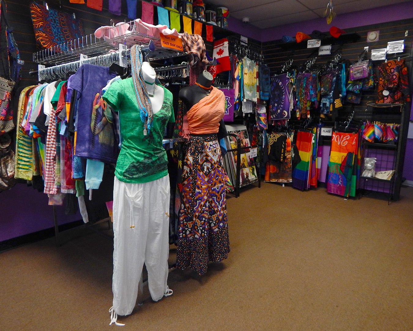 CLOTHES-SHOWOFF-PURPLE-HAZE-3 stall
