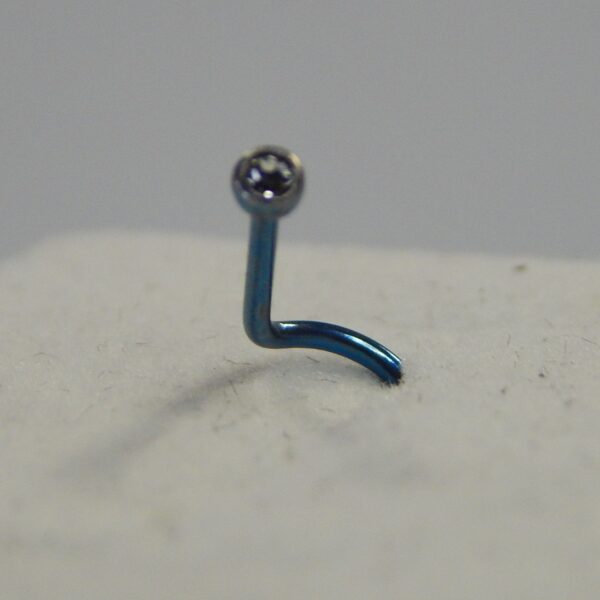 20 Gauge Nose Screws - Image 22