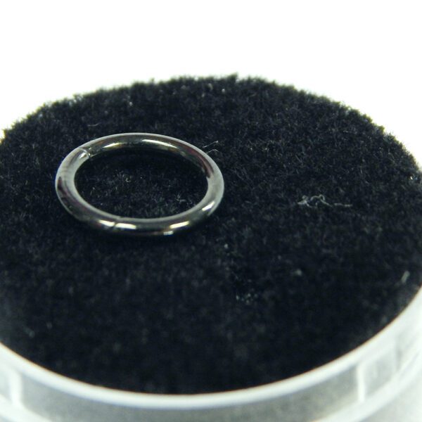 16 Gauge Black Titanium Hinged Hoop - Image 3