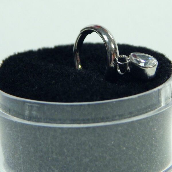16G 11/32 Titanium Hinged Hoops With Bling - Image 3