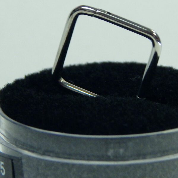 16 Gauge Square & Triangle Titanium Hinged Hoops - Image 2